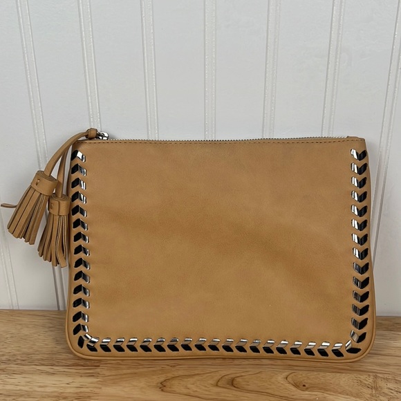 Express envelope clutch - Picture 2 of 12
